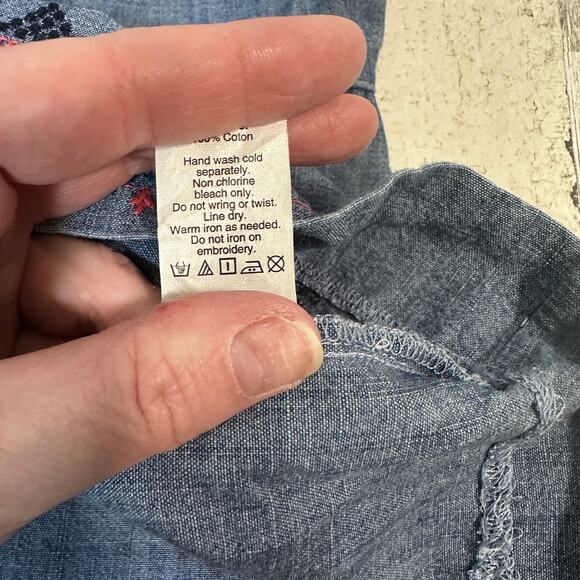 J.Crew Chambray Sleeveless Shift Dress 4 – Embroidered Neckline & Hem Classic - Picture 11 of 11